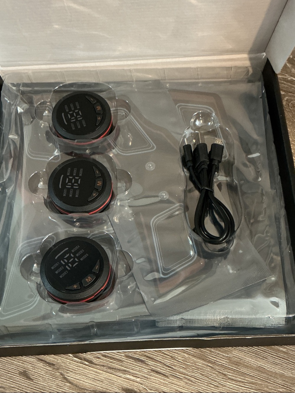 Sports Slimming Abs Trainer New in Box Electronic Muscle Stimulation Device - Picture 2 of 6